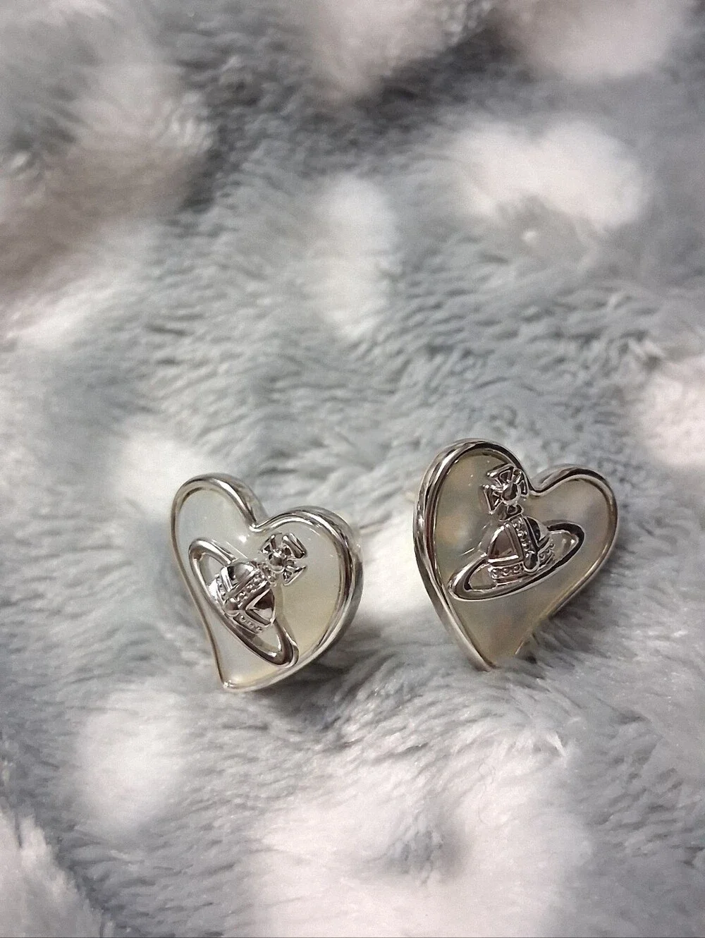 Fashion Jewelry Silver Heart-Shaped Mother Of Pearl Stud Earrings